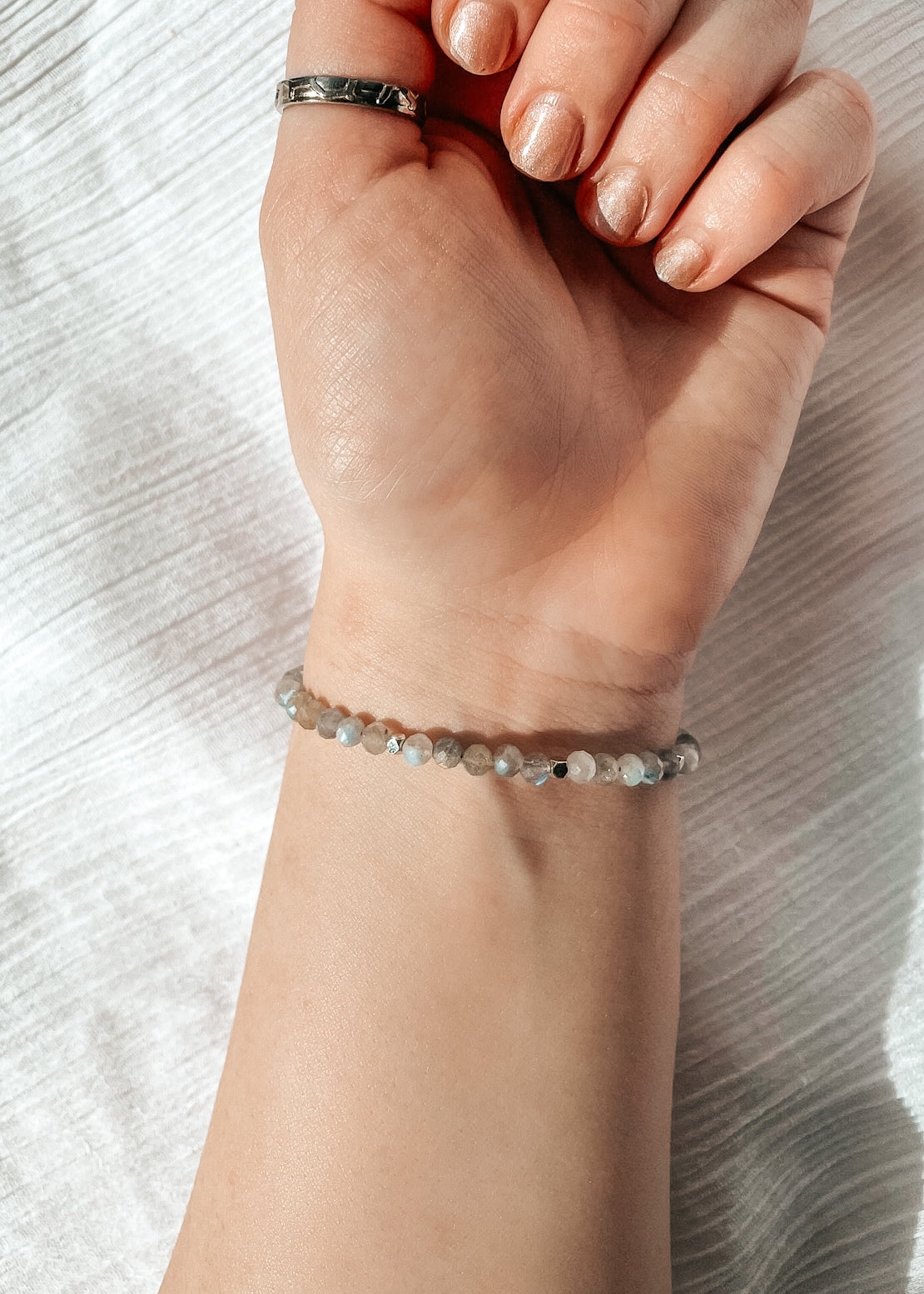 Labradorite Dainty Bracelet