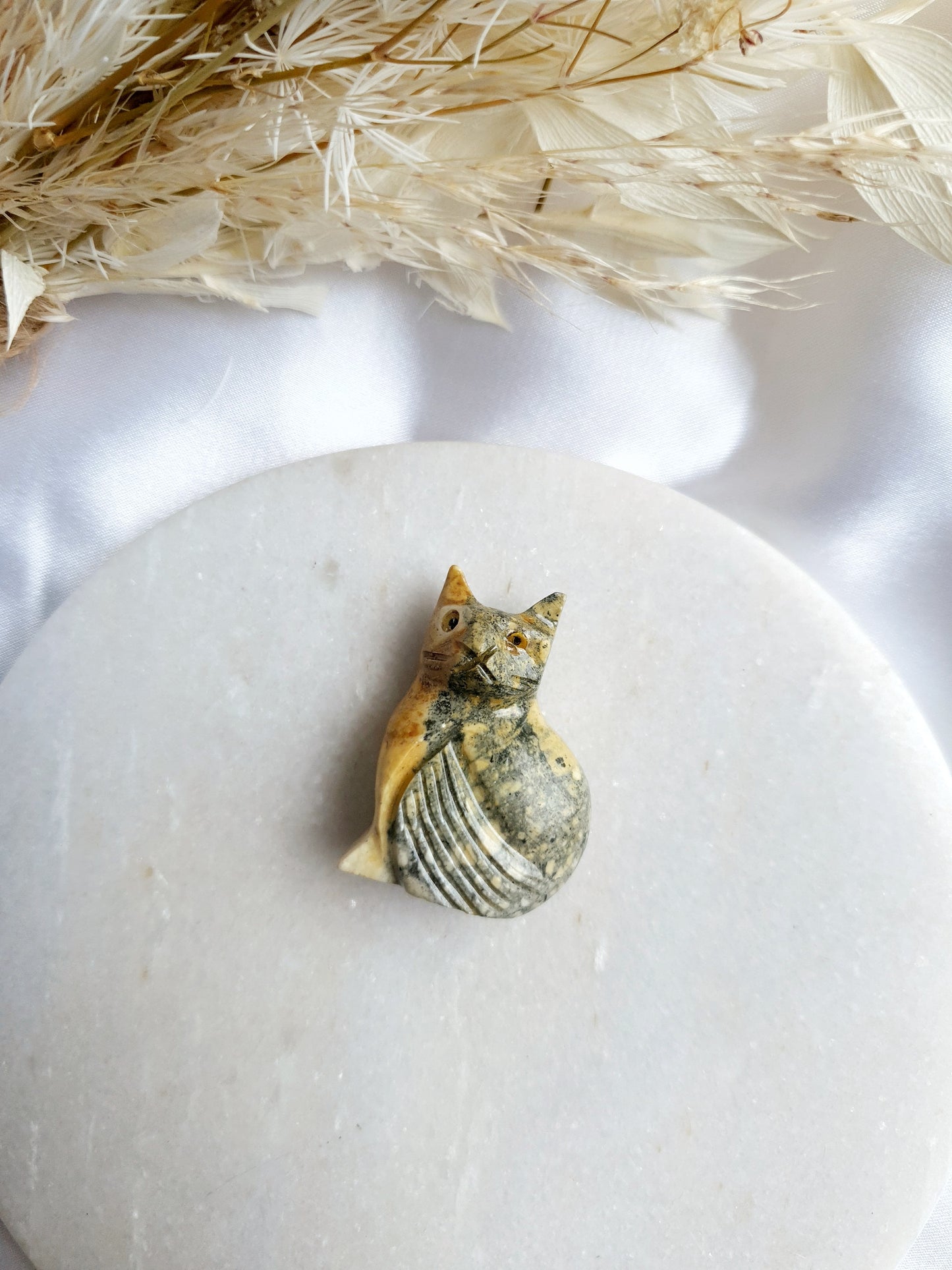 Dolomite Cat Carving