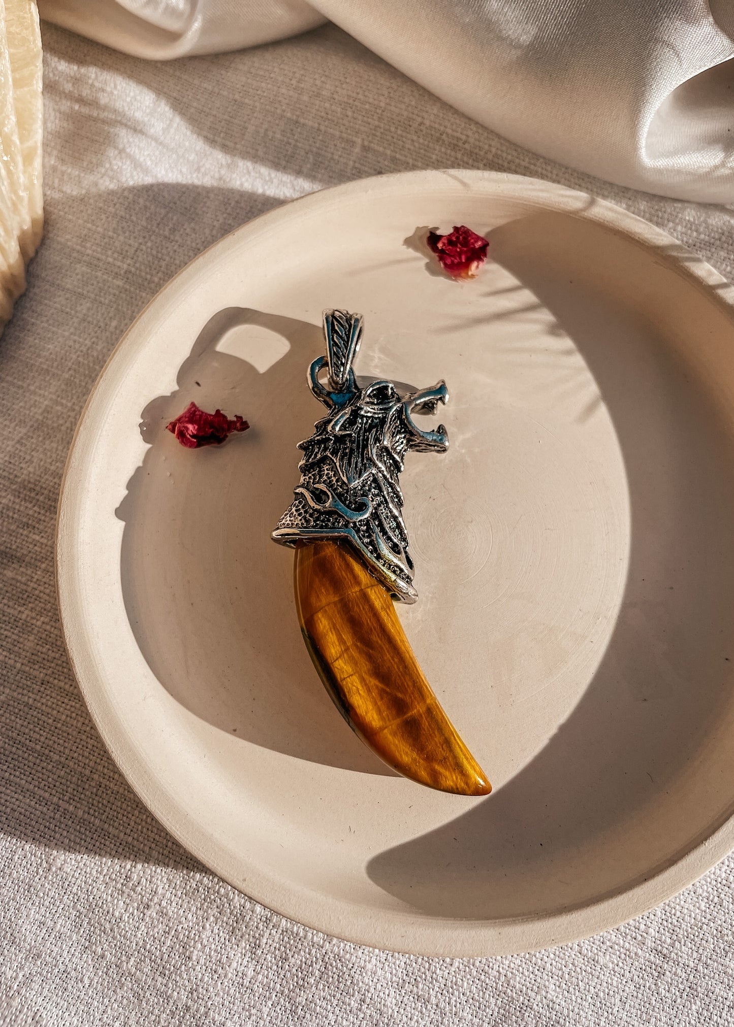 Tiger Eye Wolf Head Pendant