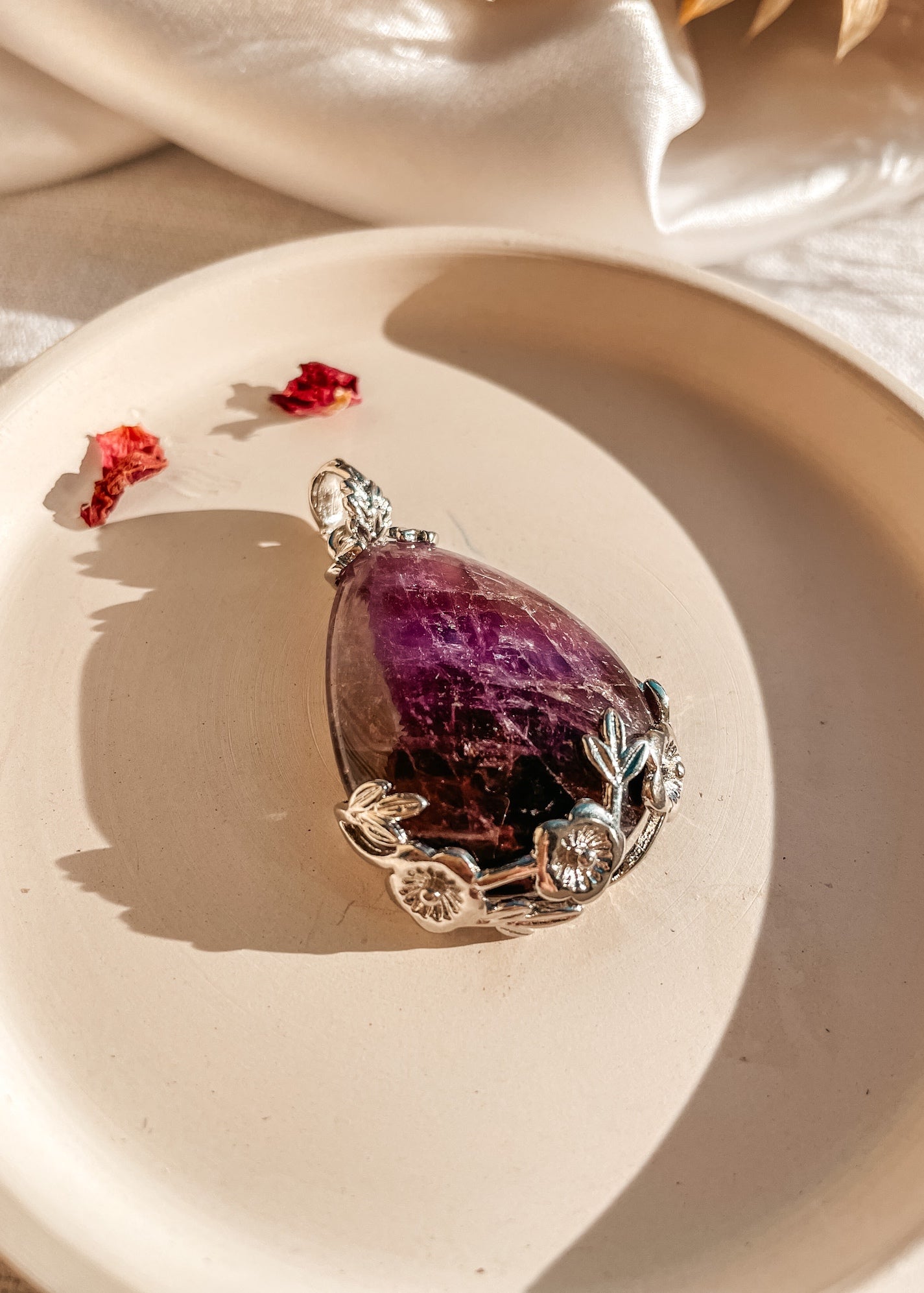 Amethyst Floral Pendant
