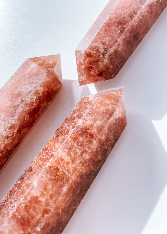 Strawberry Quartz Tower Point