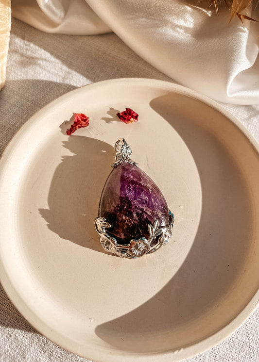 Amethyst Floral Pendant